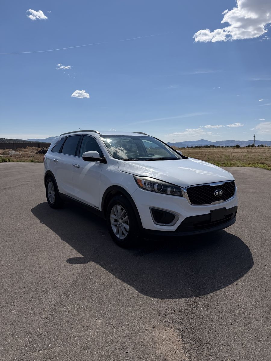 2016 Kia Sorento L