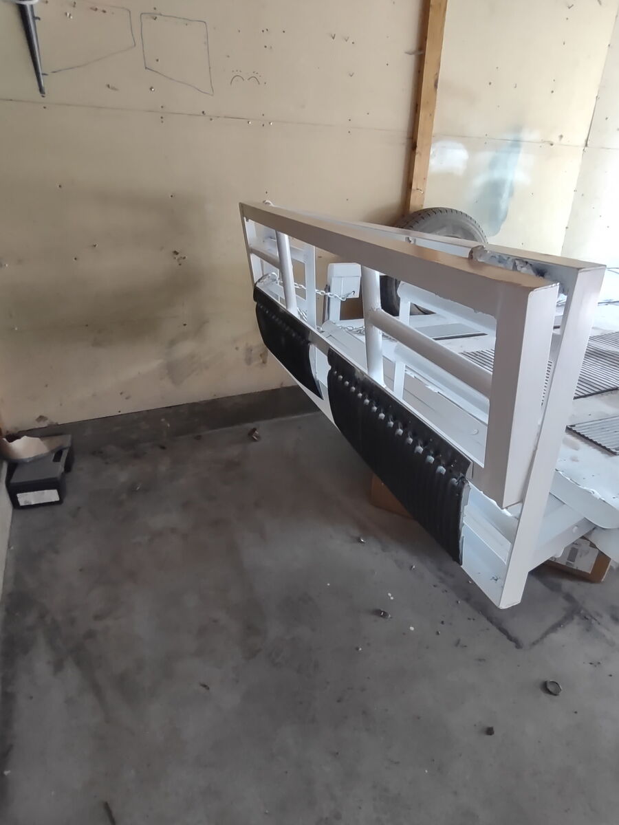 17' long x 5' wide trailer with small wench