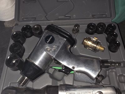 impact guns and impact sockets