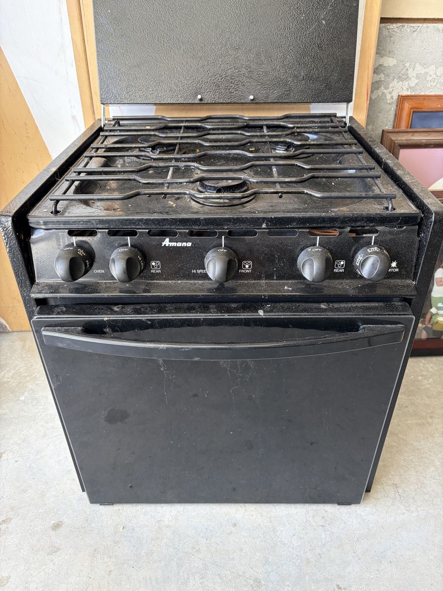 RV stove