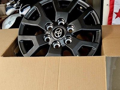 Toyota 4runner 2026 Rim Set - 17 Inch Dark Gray 6-Lug. $220 for 4. Only 1500 miles on them lugs included. No tpms