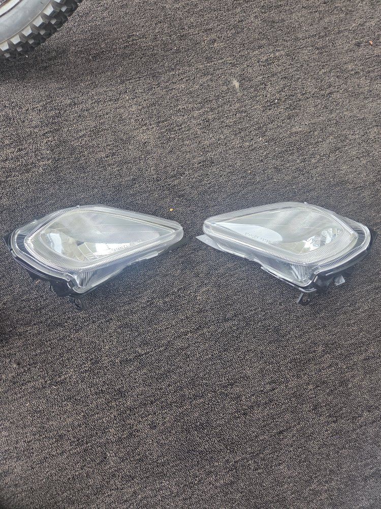 OEM Yamaha Raptor 700 / YFZ450R Headlights Pair - Stanley P3735 L&R