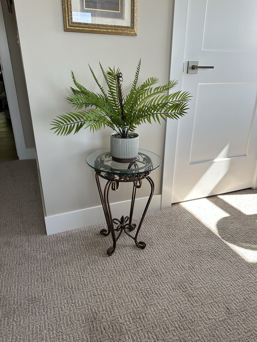 GLASS TOP ACCENT TABLE