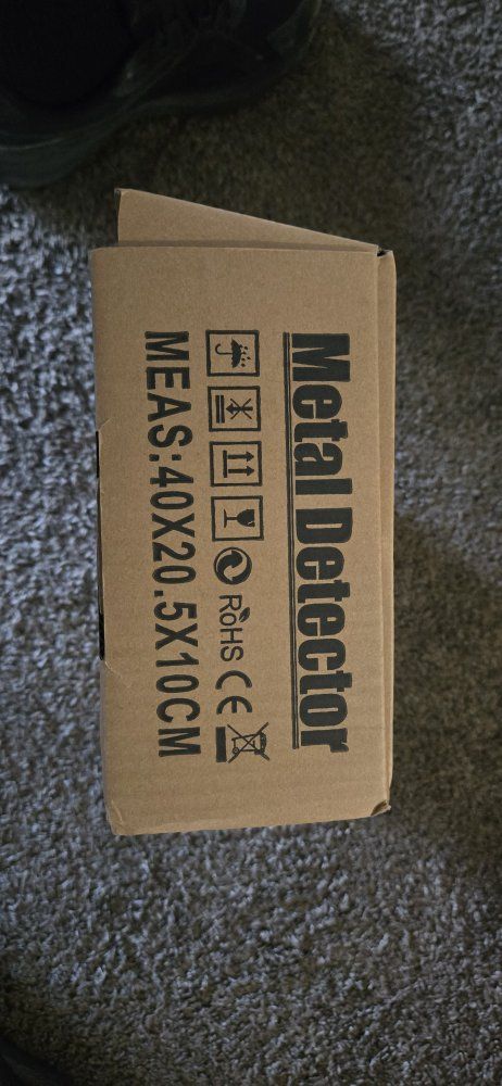 Unbranded Metal Detector Kit with Shovel, Headphones, and Carry Bag - New in Box