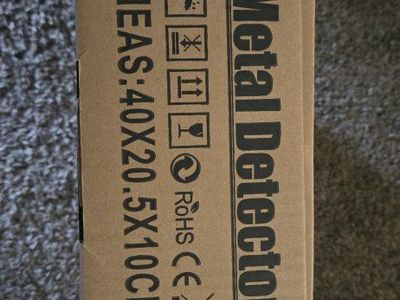 Unbranded Metal Detector Kit with Shovel, Headphones, and Carry Bag - New in Box