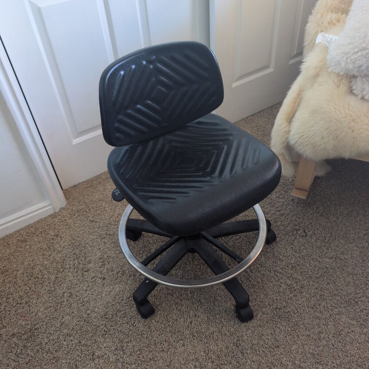 swivel chair