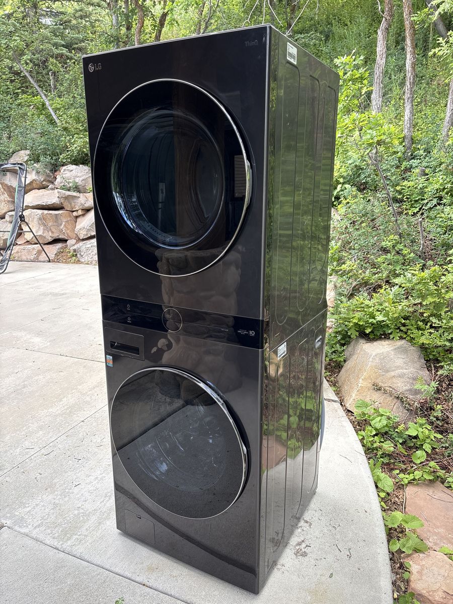LG WashTower WKEX200HBA Stacked Washer & Electric Dryer Combo, Black Steel, ThinQ