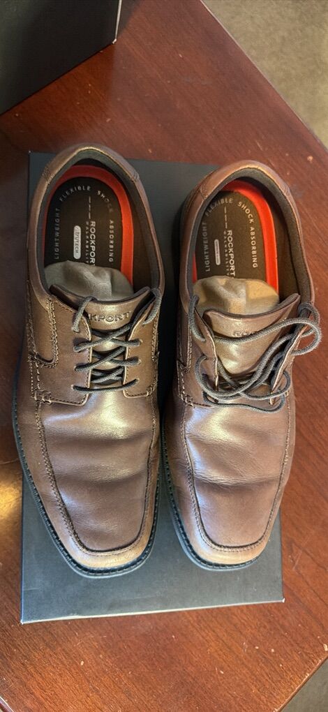 Rockport Dress Shoes (10.5W) Style 2 Apron Toe