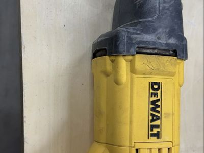 DeWalt DWE304 10A Corded Reciprocating Saw with 1-1/8" Stroke - Used, Good Condition