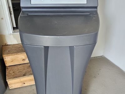 Whirlpool 31,000 Grain Hybrid Water Softener and Whole Filtration System