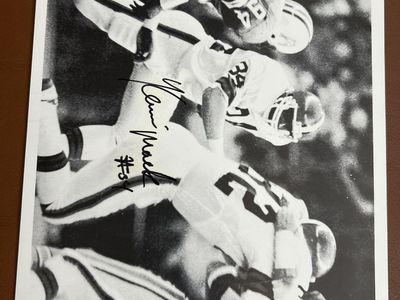 Kevin Mack Autograph Cleveland Browns NFL Autograph 8x10 Photograph Hand Signed