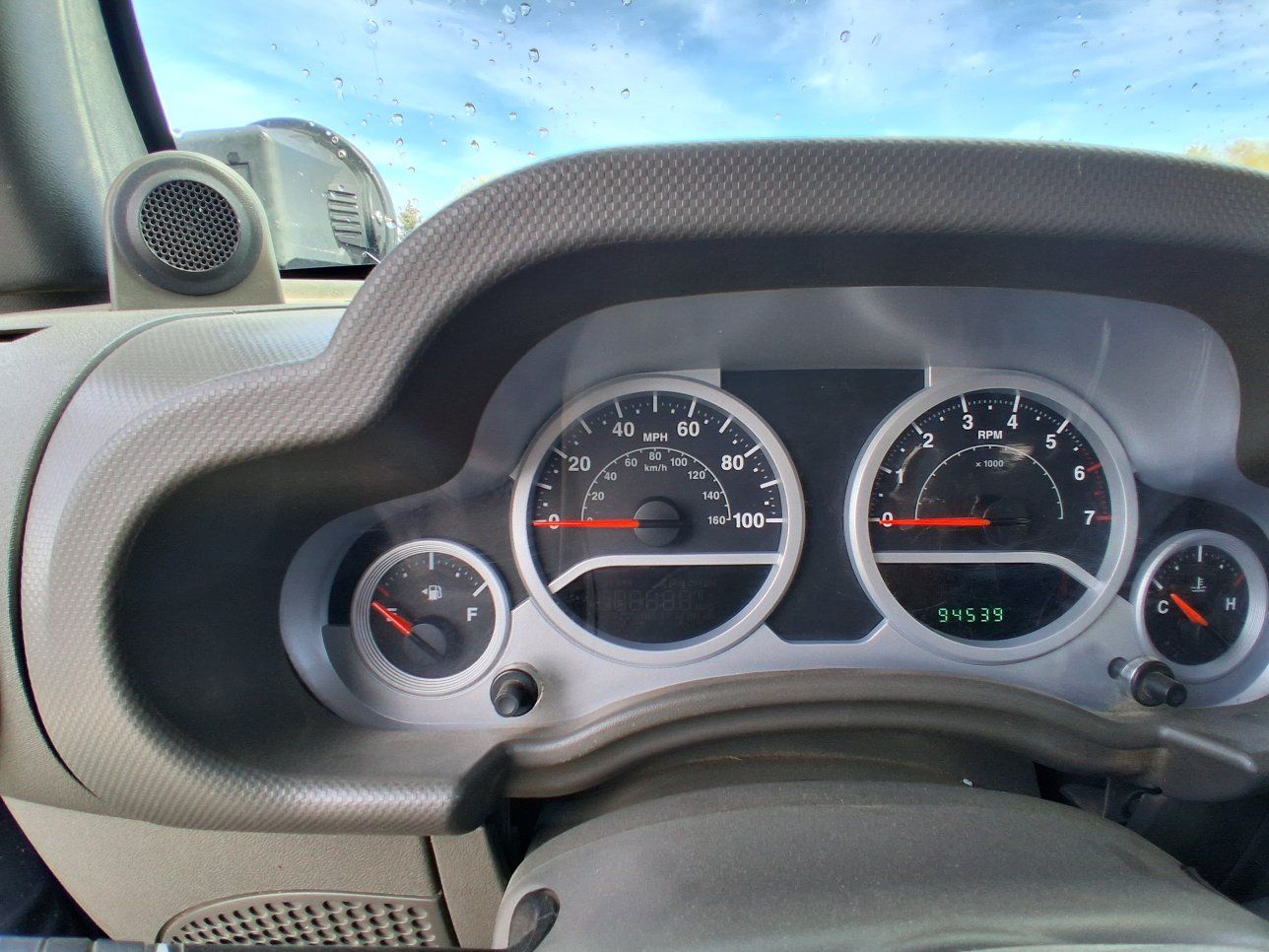 Main image 6