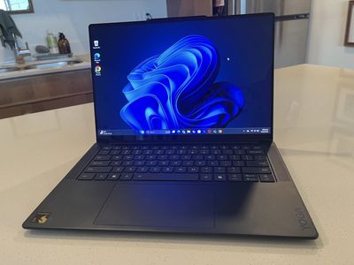 Lenovo Yoga Slim 7x (2024) – Snapdragon X Elite – 16GB RAM / 512GB SSD