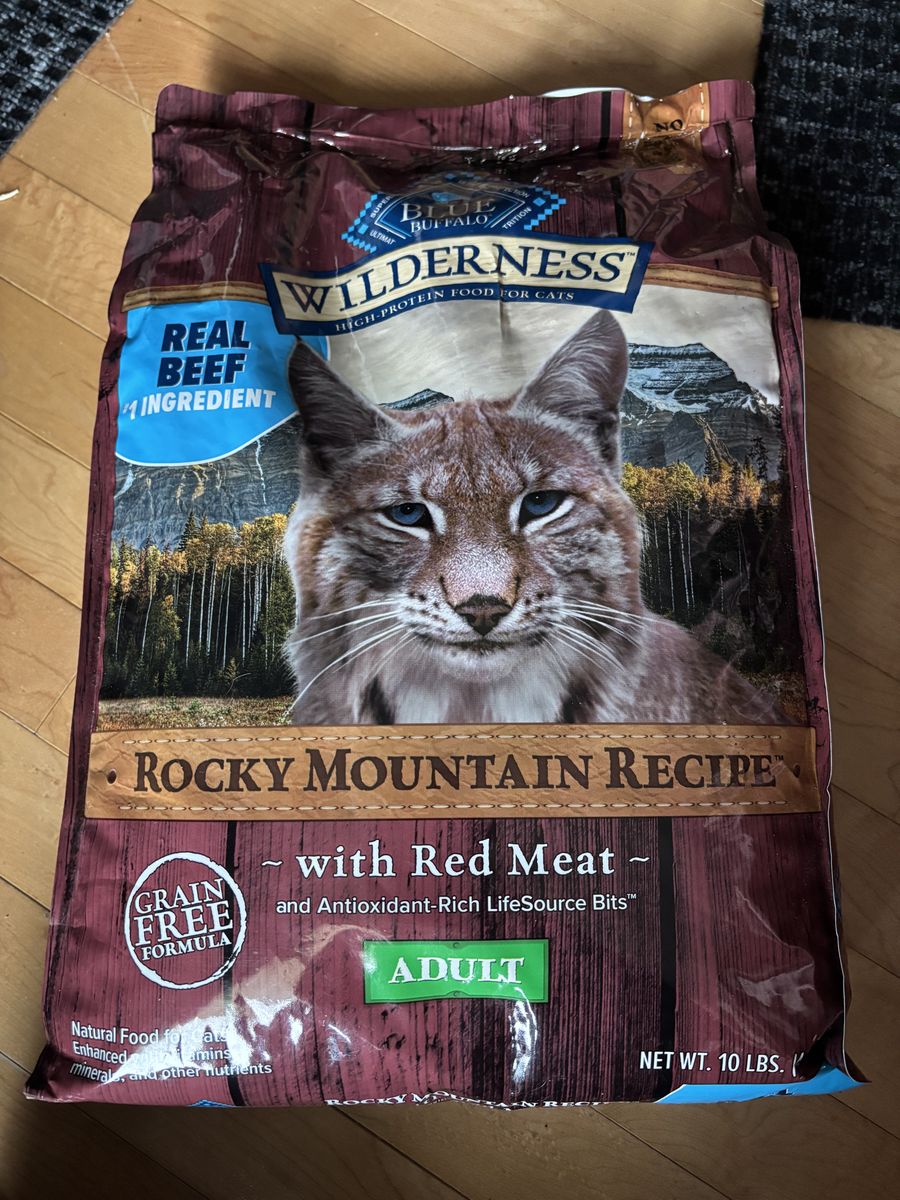 Blue Buffalo Adult Cat Food