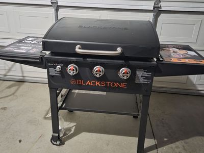 Blackstone griddle 28" xl NEW!