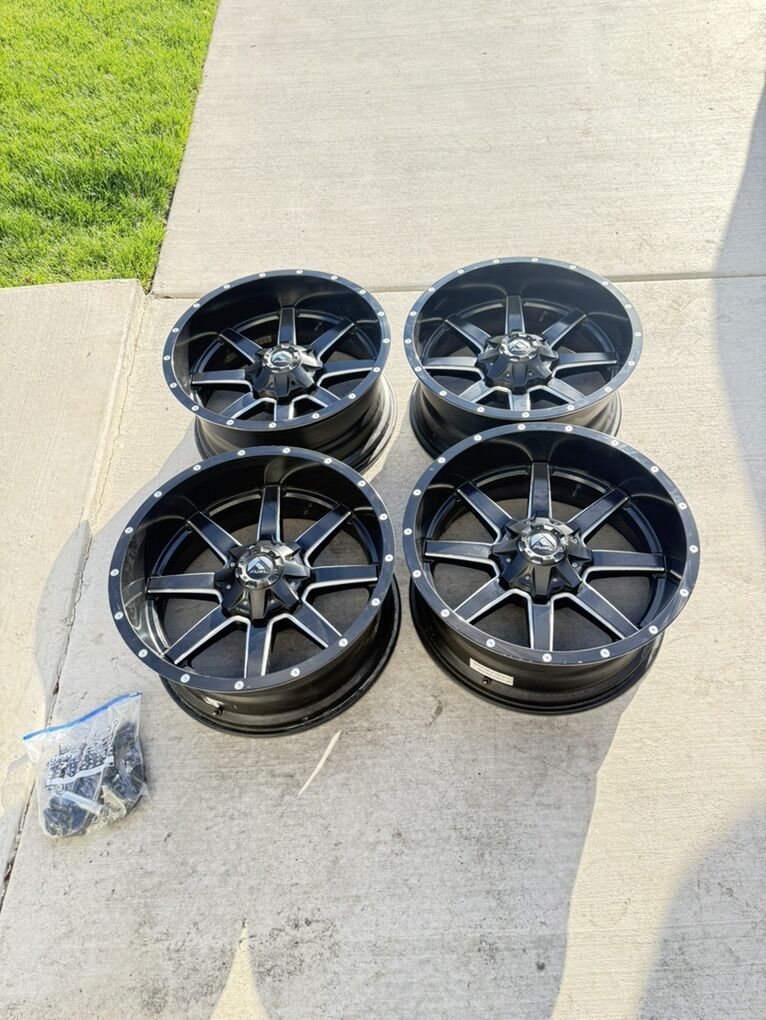 Dodge Ram 3500 Chevy Gmc Fuel Rims 22-10” like new