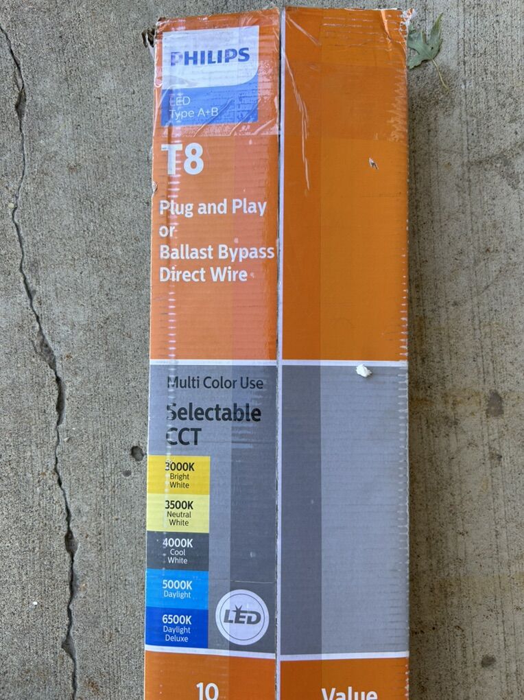 Phillips T8 48 LED Adjustable Bulb 10 Pack