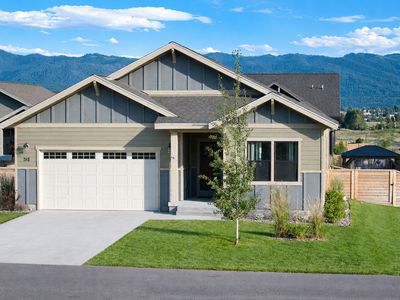 Fully Furnished Teton Valley Retreat Near Grand Targhee