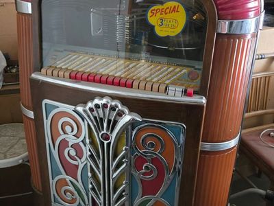 Rock-Ola Model 1426 Phonograph Jukebox 1947