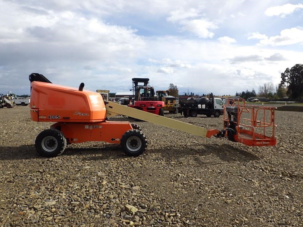 2015 JLG 400S Boom Lift