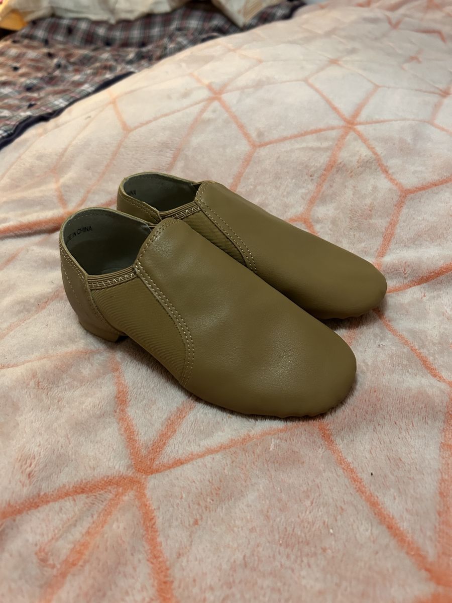 Tan Slip-On Dance Shoes Size 13