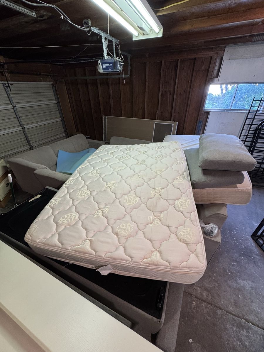 Queen mattress