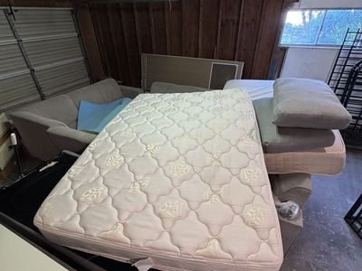 Queen mattress