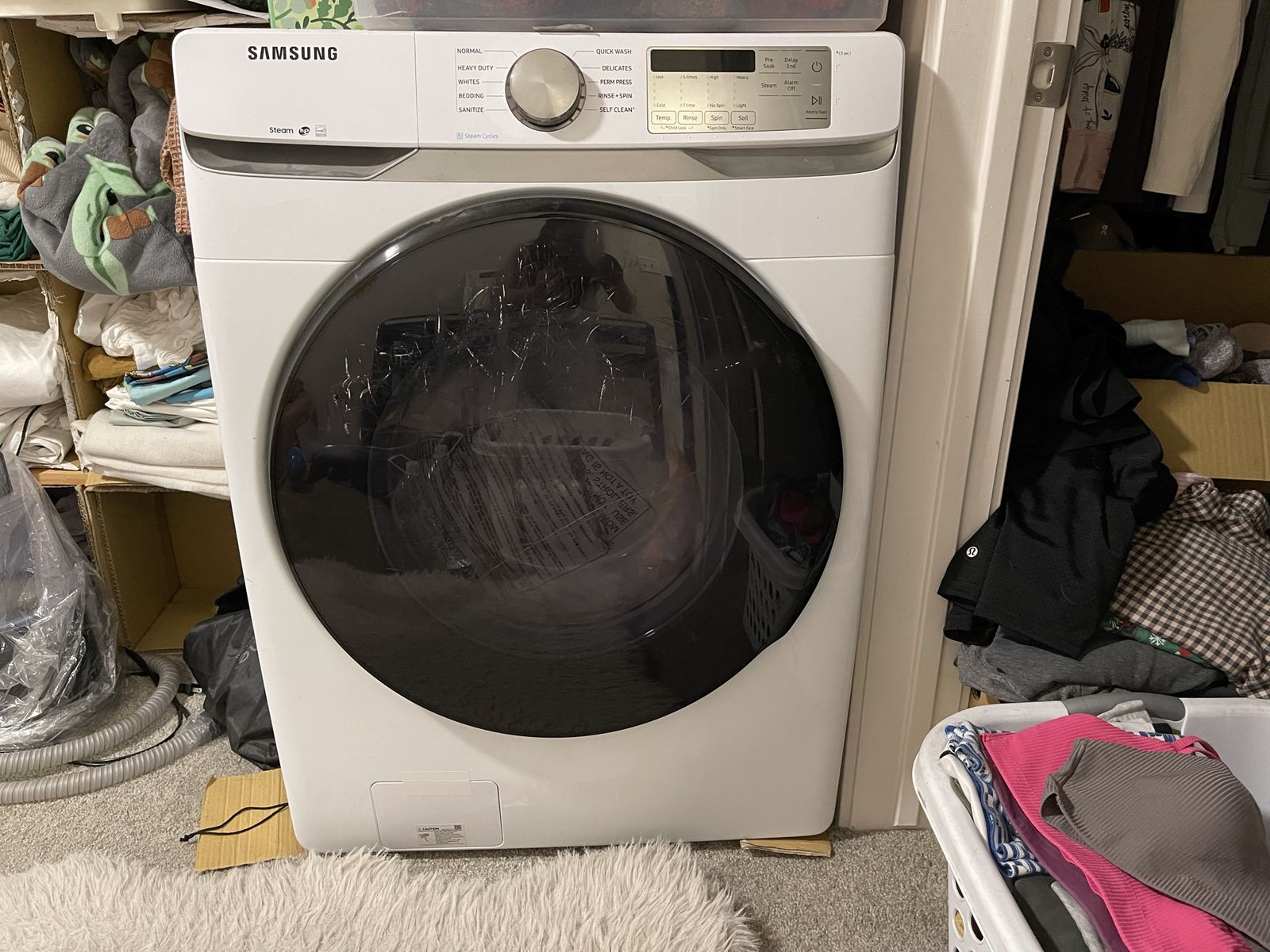 Samsung Front Load Washer White with Steam Sanitize Cycles - Excellent Condition