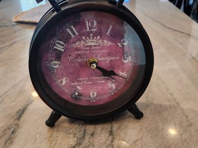 Metal table clock