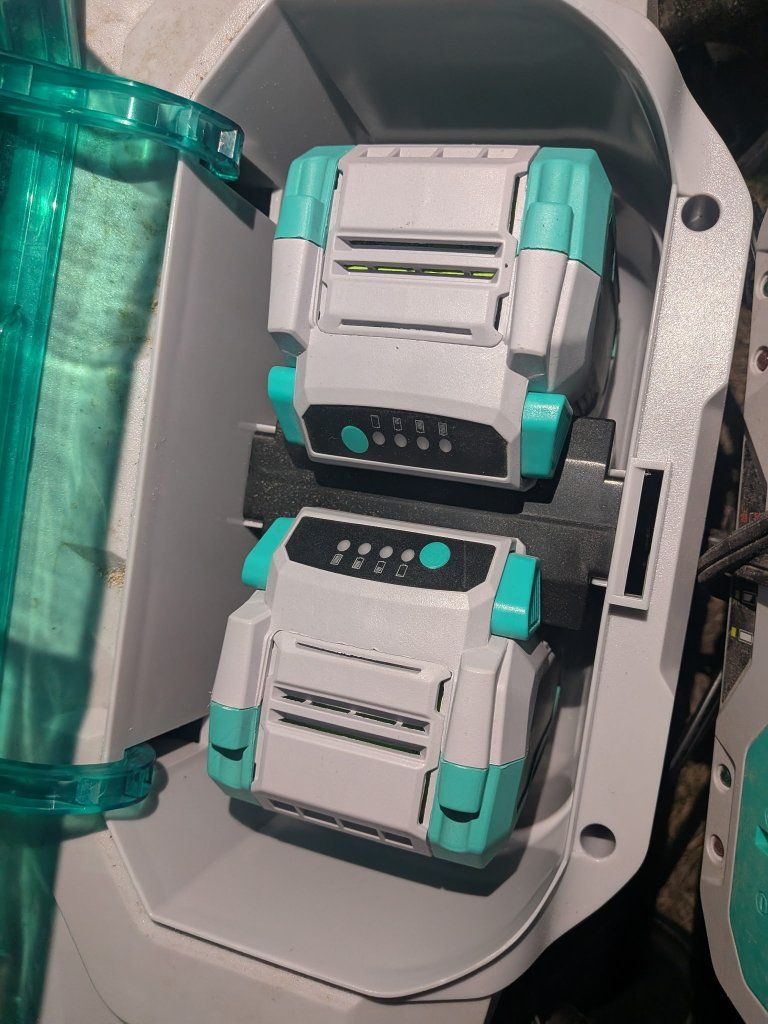 Main image 6