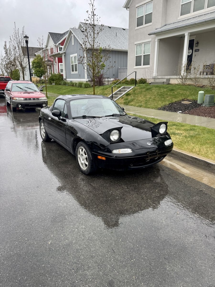 1994 Mazda MX-5 Black Miata