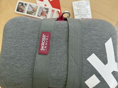 NEW Skross travel pillow