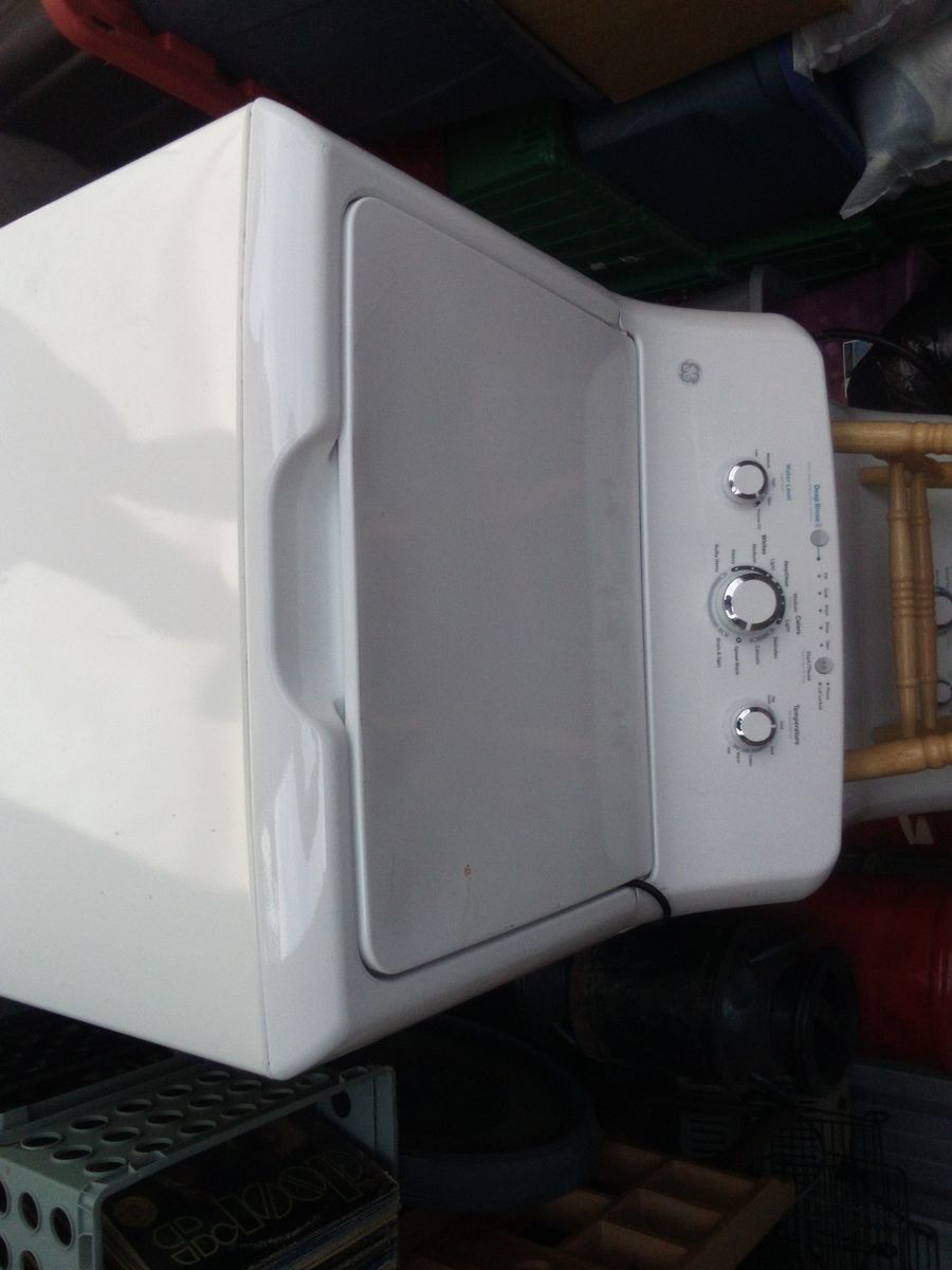 2023 General Electric Washer & Dryer Set