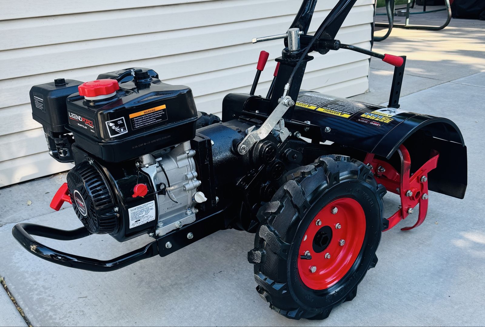  MINT Legend Force 20-inch Rear Tine Tiller 