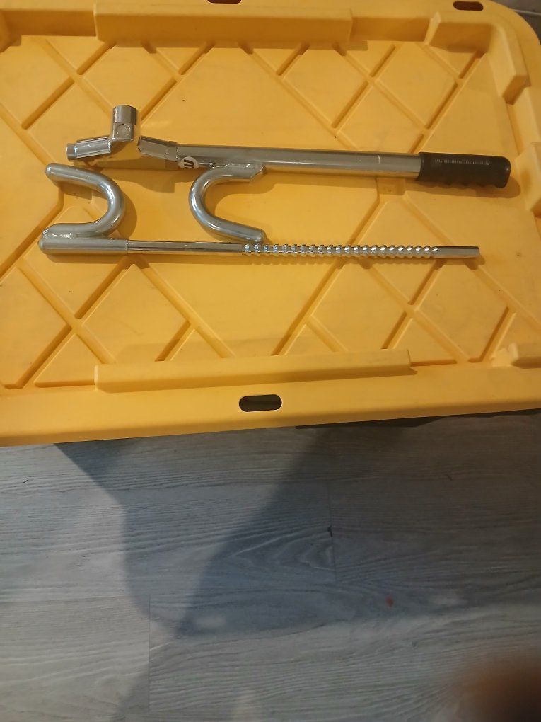 The Club 3000 Twin Hooks Steering Wheel Lock - Anti-Theft Security Device