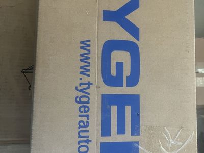 Roll up truck bed cover