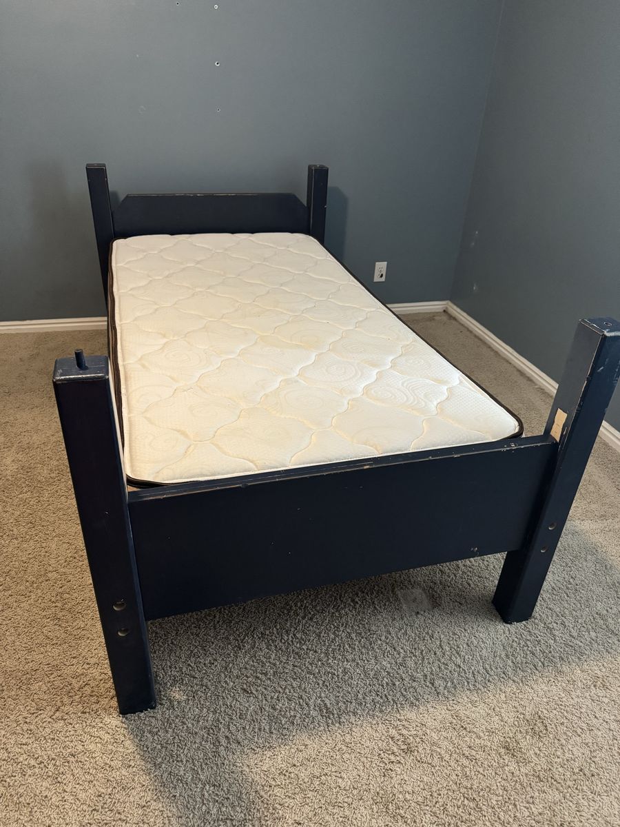 Bunk bed 