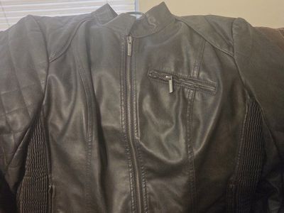 Vanity Faux Leather Moto Jacket Black XL Quilted Shoulders