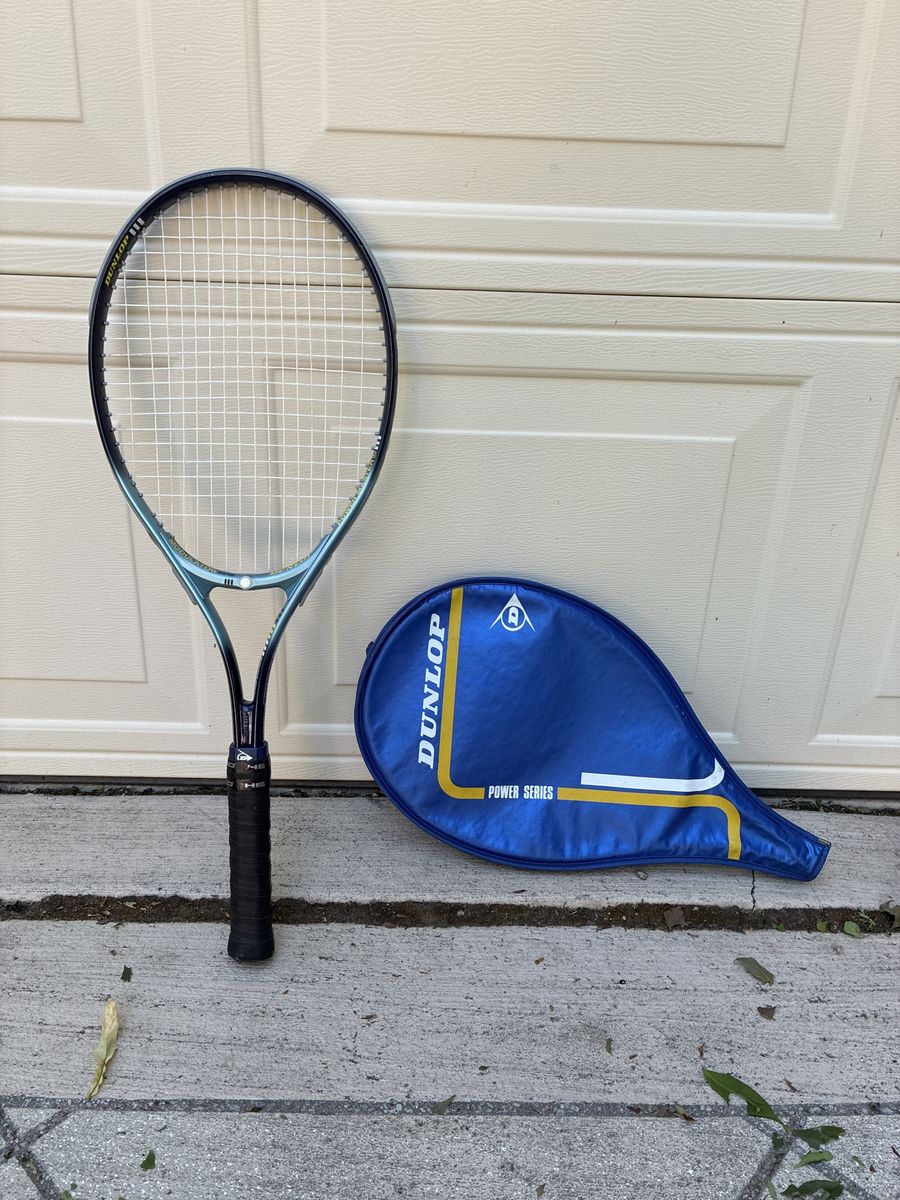 Tennis racket