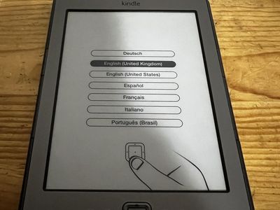 Amazon Kindle 4th Generation, 2GB Black Tablet e-book Reader D01100