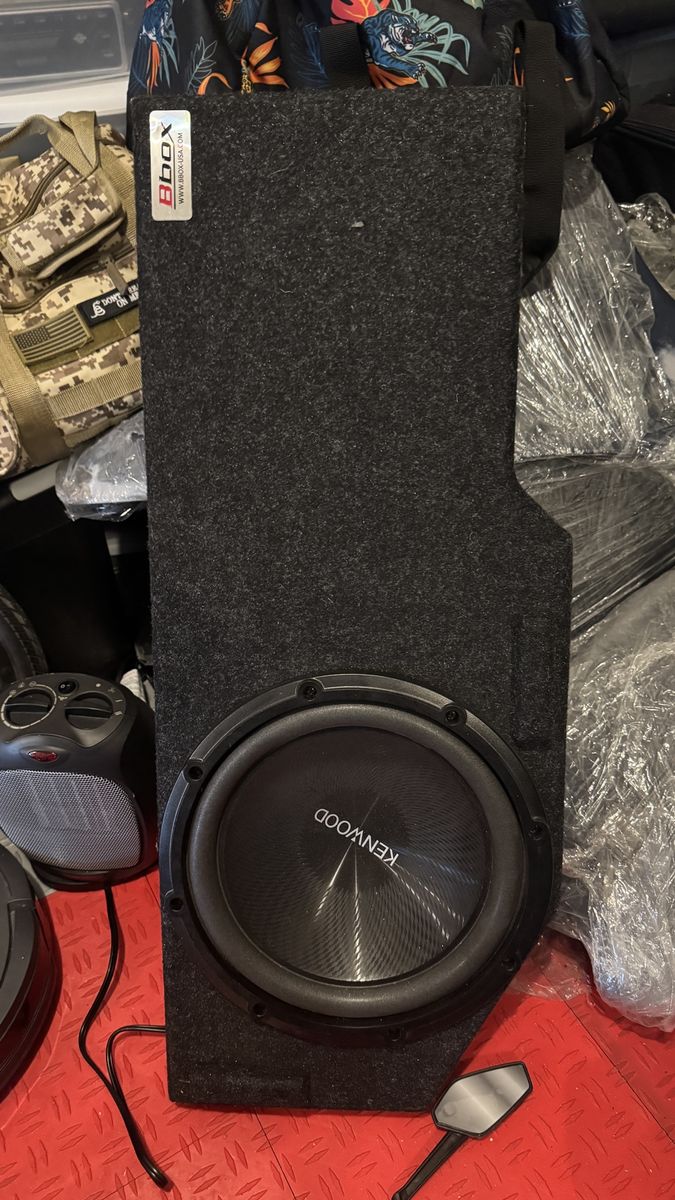 Ram 1500 subwoofer box and sub