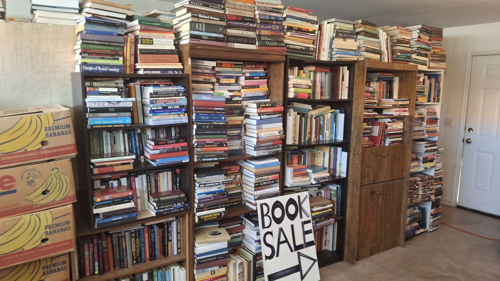 HUGE BOOK SALE!!! -OVER 3000 USED BOOKS- $3.00 PER BOOK AND LESS (SAINT GEORGE,UTAH)