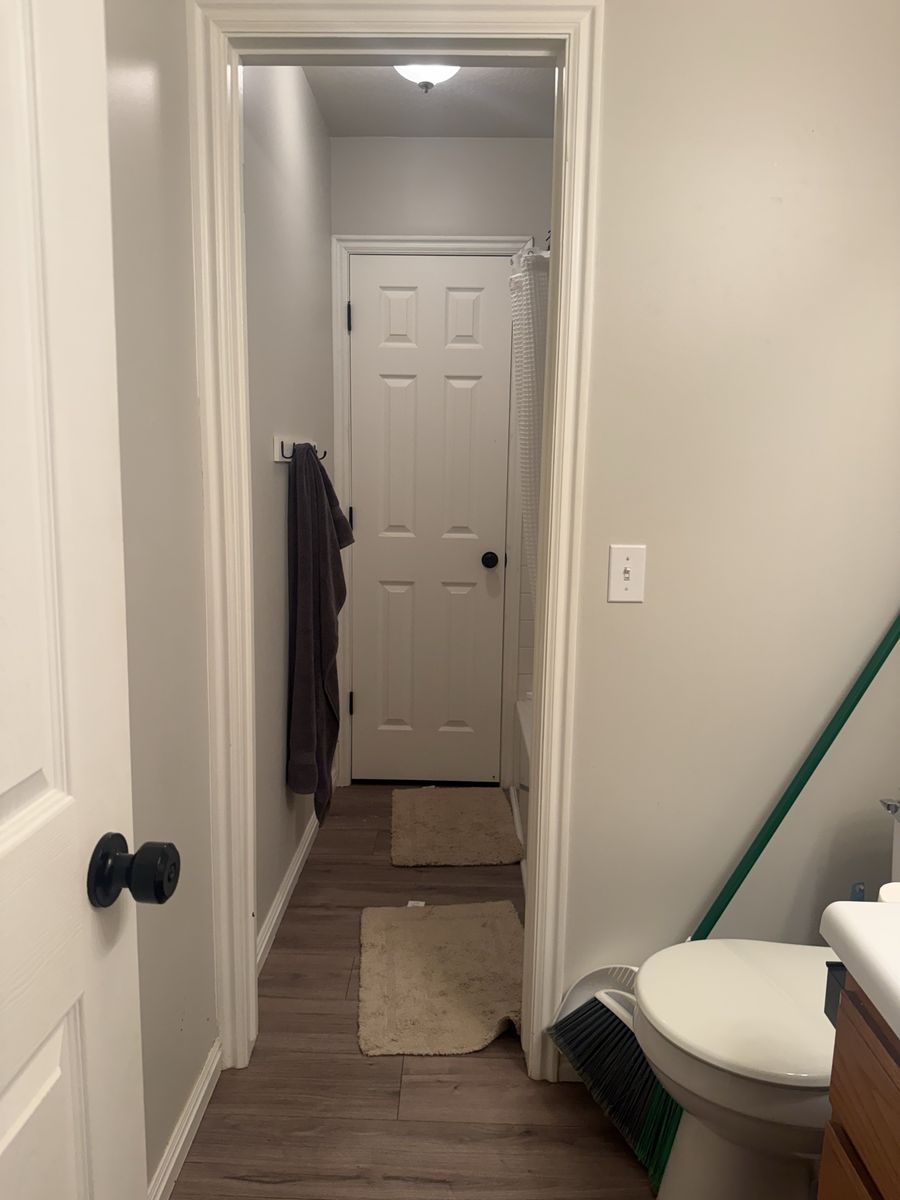 Main image 4