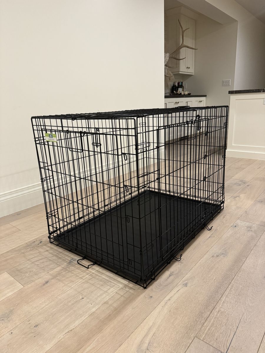 XL 42” Top Paw Collapsible Dog Crate – Lightly Used