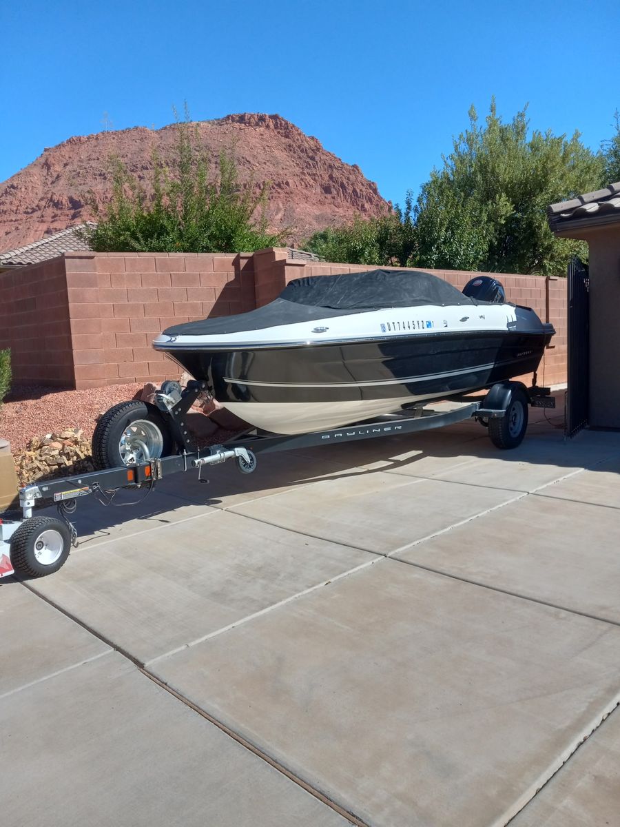 vr4 Bayliner Open Bow Boat