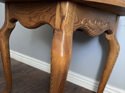 Vintage Wooden Accent End Table with Carved Legs