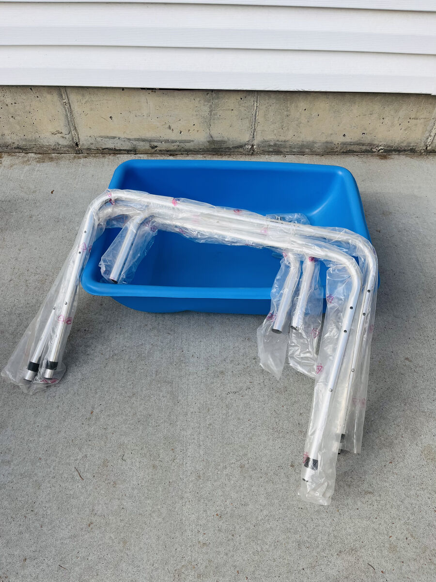 Plastic Sandbox Play Box for Kids – Outdoor Sand Play ContainerThis is a plastic