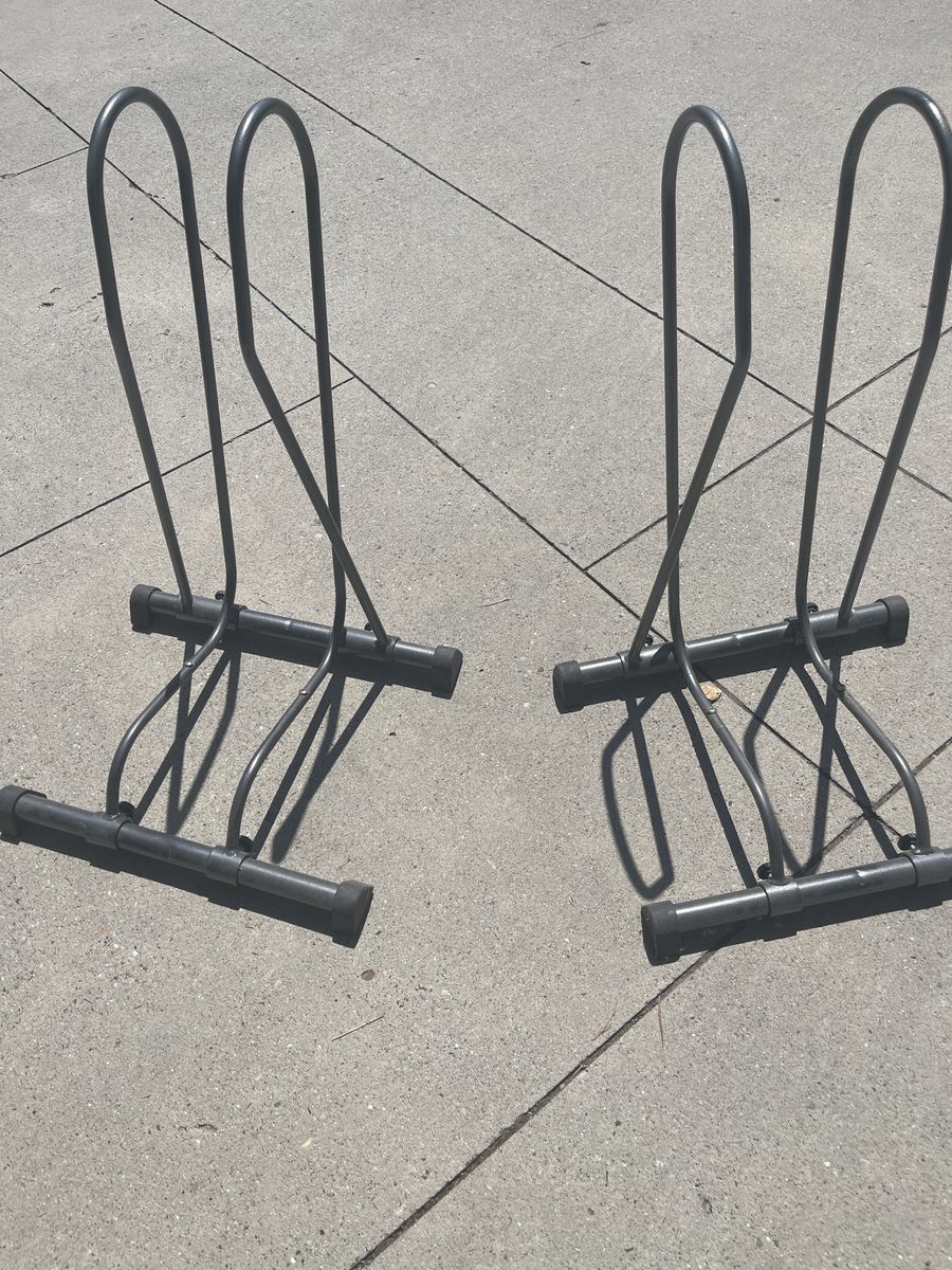 Set of 2 Free-Standing Metal Bicycle Floor Parking Racks