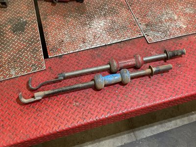 Auto body slide hammers