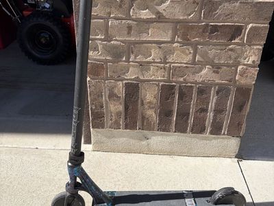 Pro Trick Scooter – Splatter Deck, No-Fold Freestyle Scooter